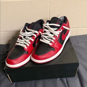 Nike Air Jordan 1 Low 'Reverse Bred